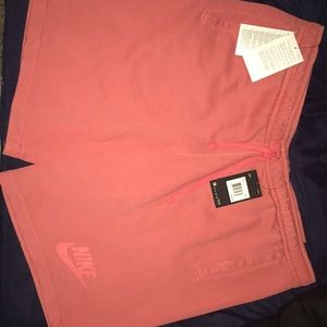 Standard Fit wool vintage Nike shorts